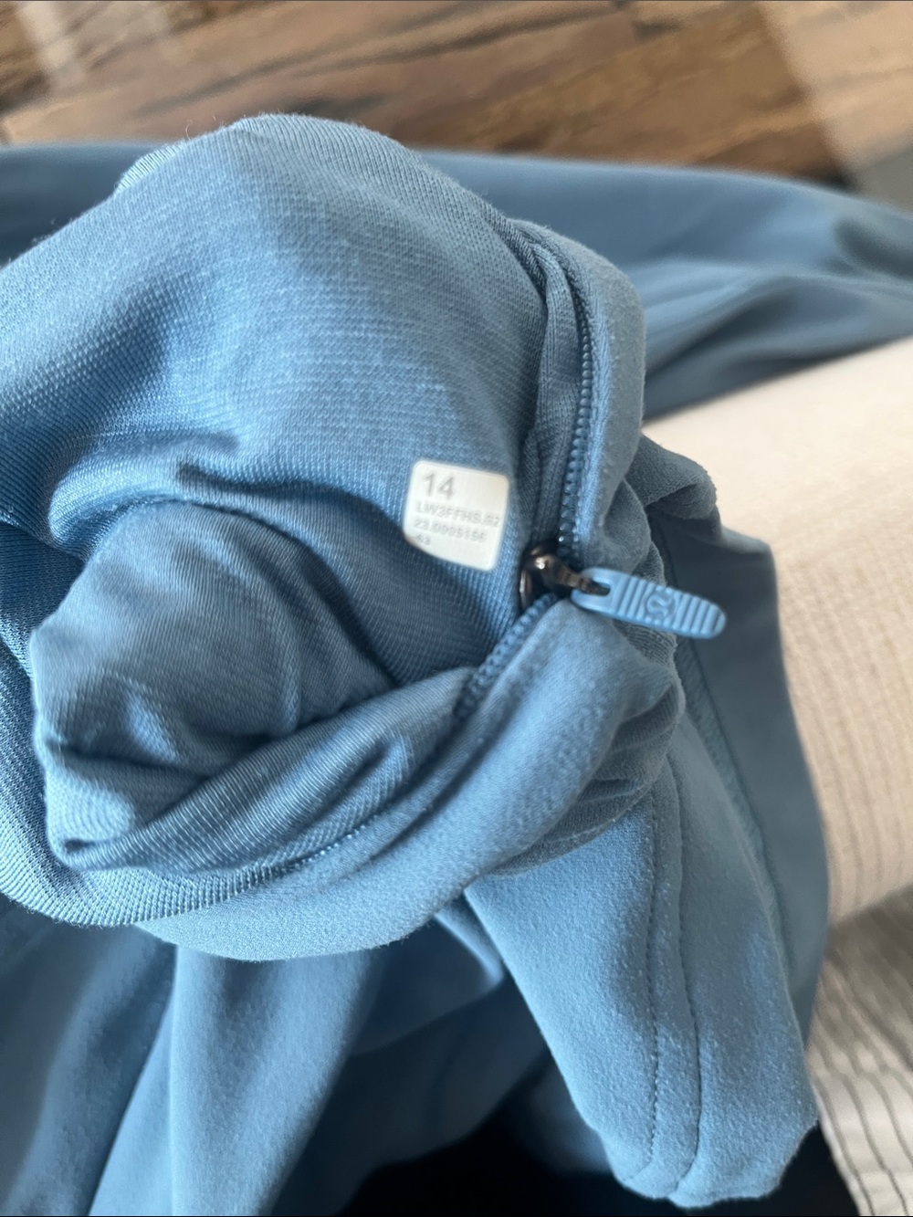 Lululemon Cropped Define Jacket *Nulu  Sz-14 - Picture 11 of 11